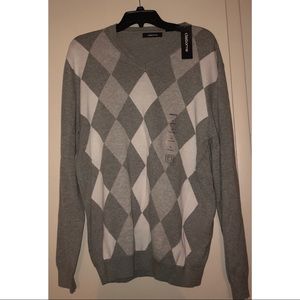 Claiborne Gray Argyle V-Neck Sweater Size Medium